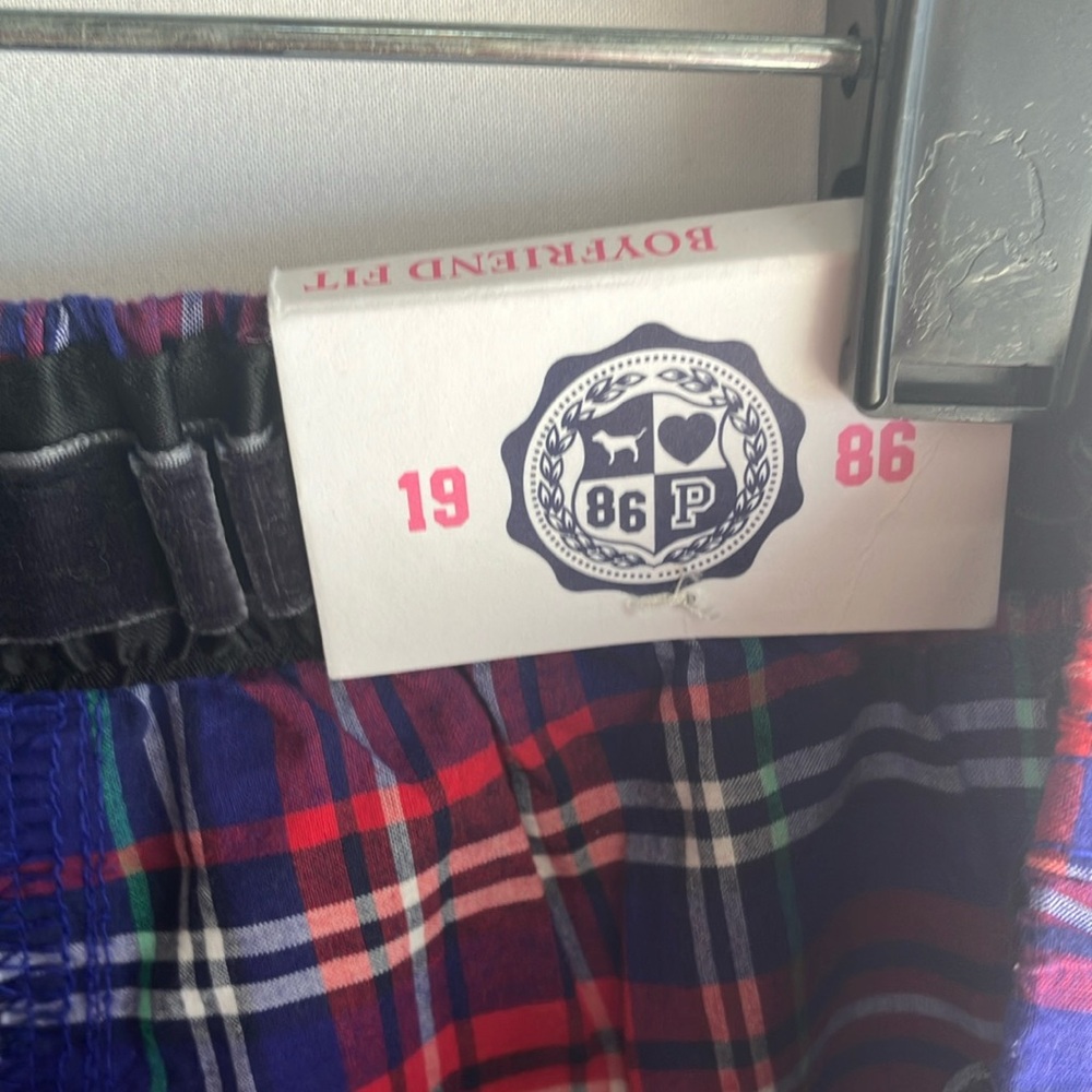 VICTORIA'S SECRET Plaid Women’s Pajama Pants - Blue and Red - Picture 4 of 9